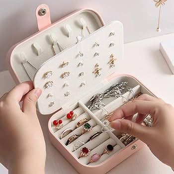 COMPACT JEWELLERY BOX